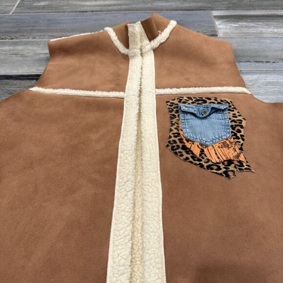 Beige Teddy Lined Faux Suede Vest with Leopard Print Upcycled Pocket Boho Chic - Picture 5 of 8